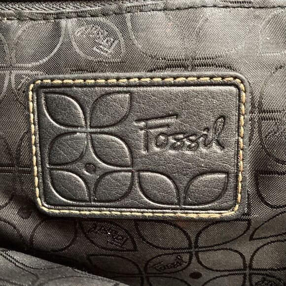 Fossil Crossbody Bag - Picture 7 of 10